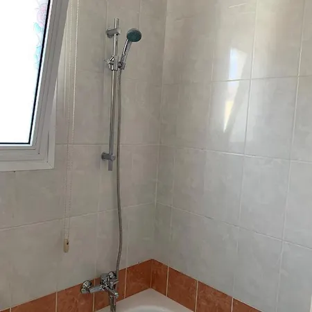 Limnos Gardens Πάφος