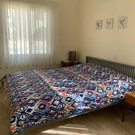 Apartamento Limnos Gardens Paphos