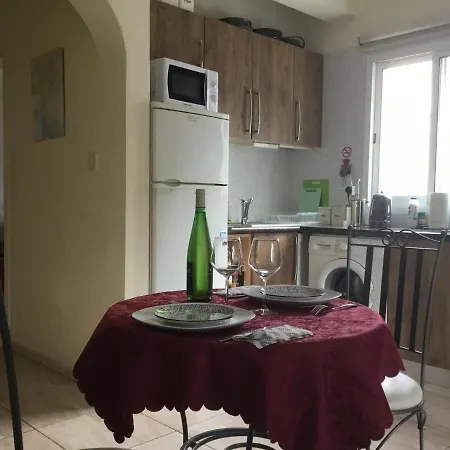 Apartamento Limnos Gardens Paphos